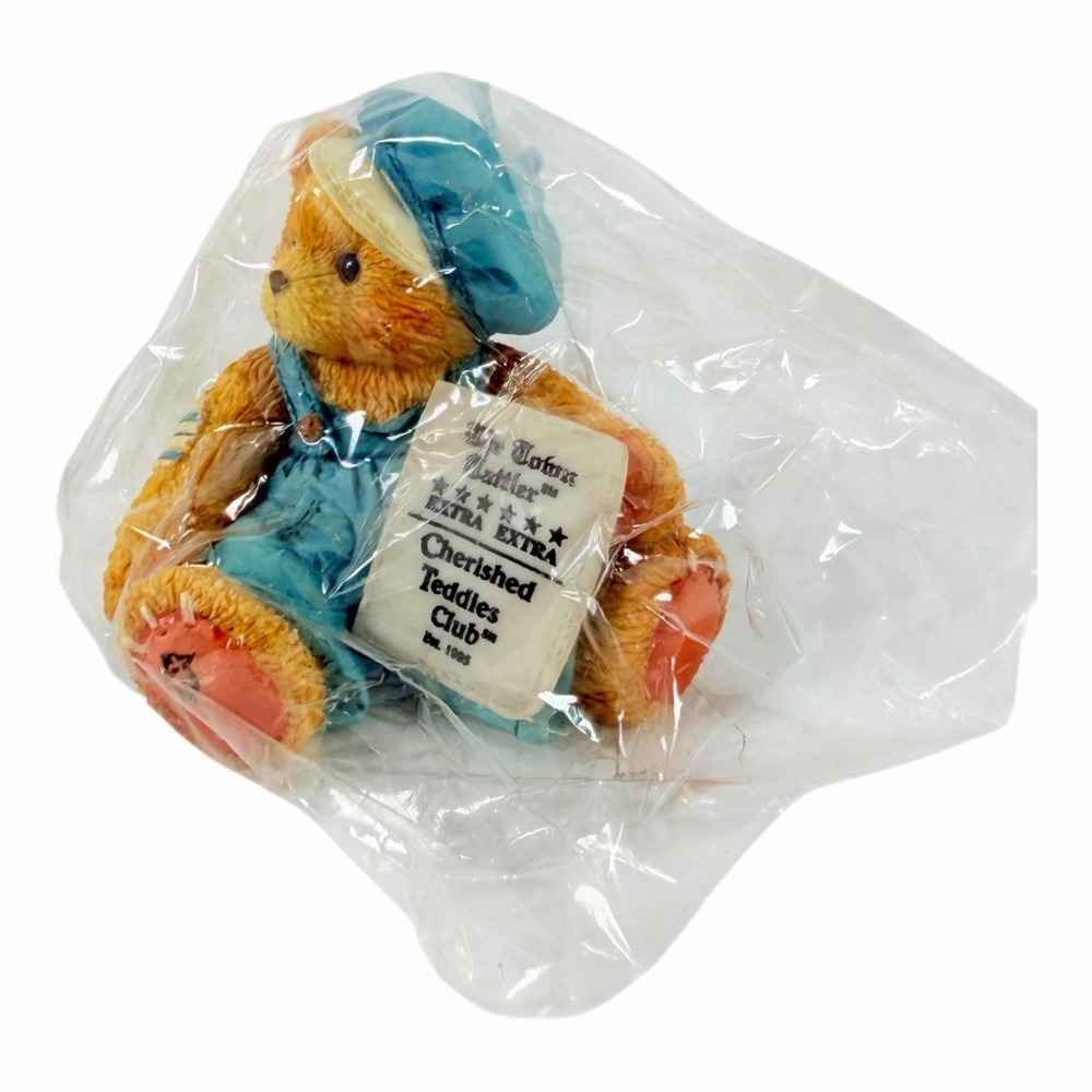 1995 Cherished Teddies‎ Cub E Bear with Newspaper Membership Figurine CT001